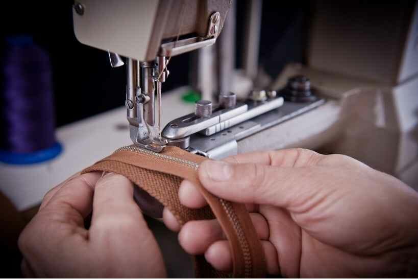 How Does A Sewing Machine Foot Pedal Work?