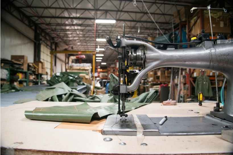 What Is A Horizontal Sewing Machine?